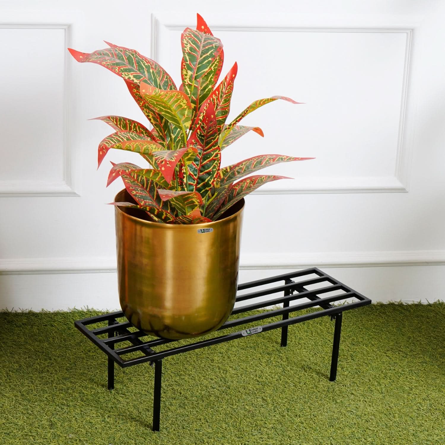 United Crafts Alpha Pot Stands for Home and Garden