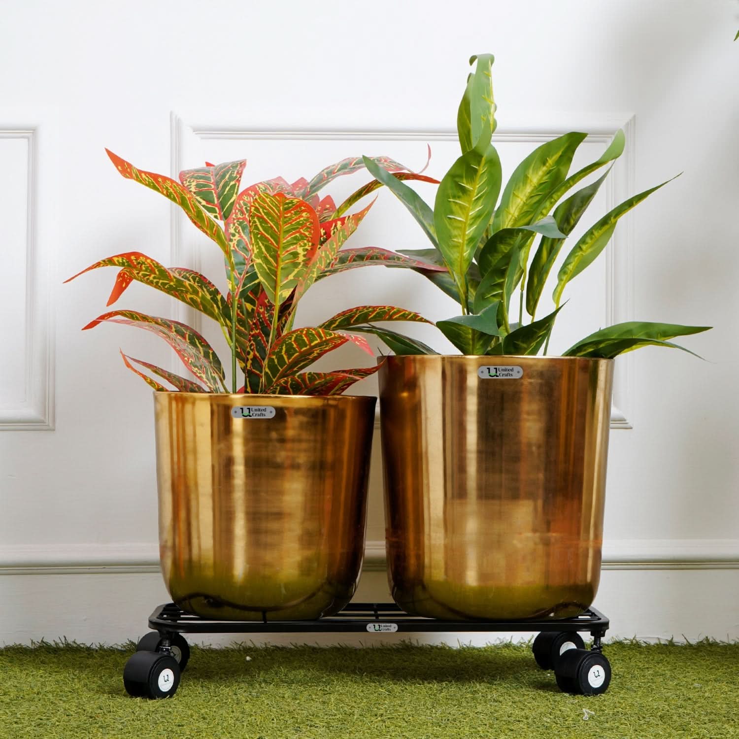 United Crafts Ravo Pot Stands for Home and Garden