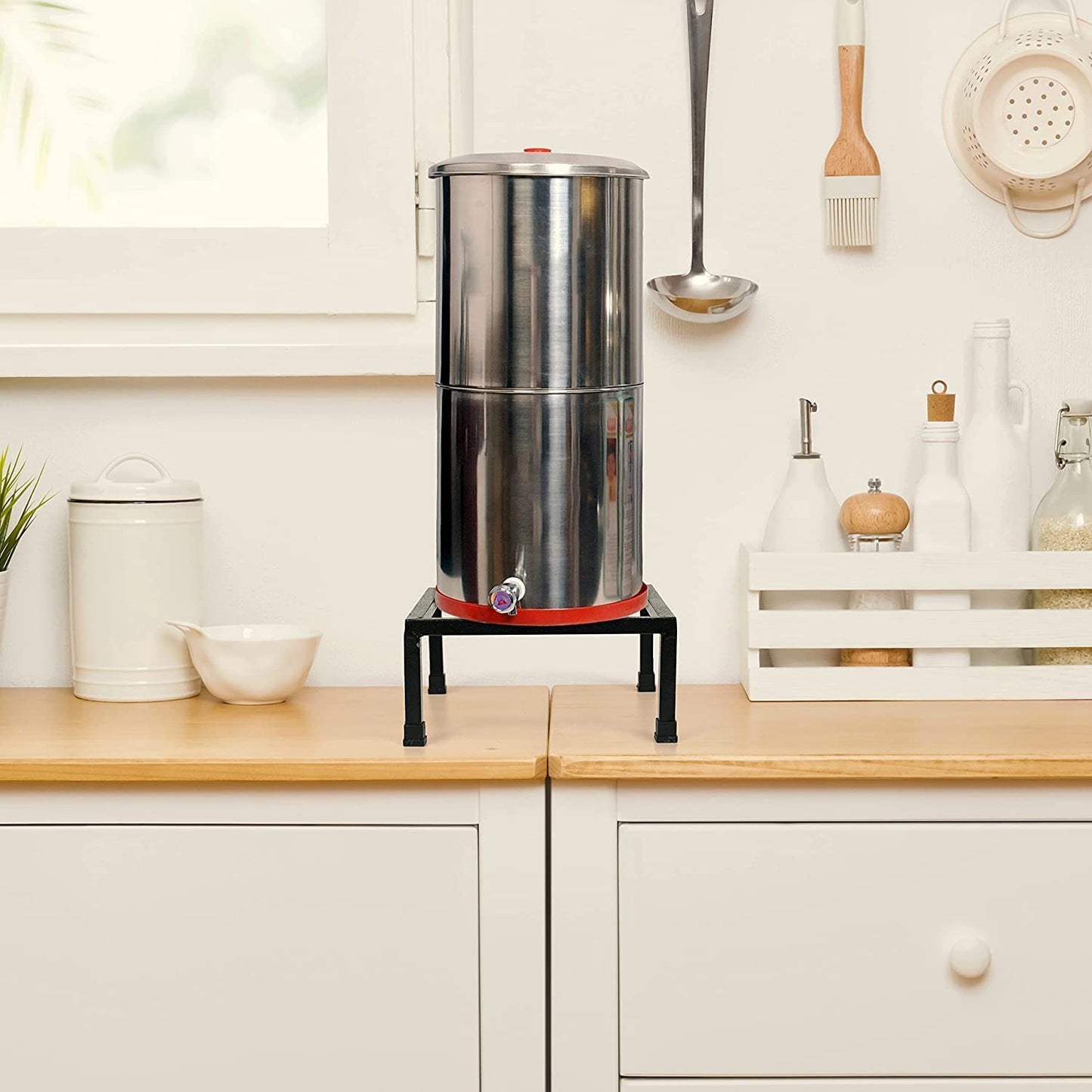 Flower Pot stand for kitchen